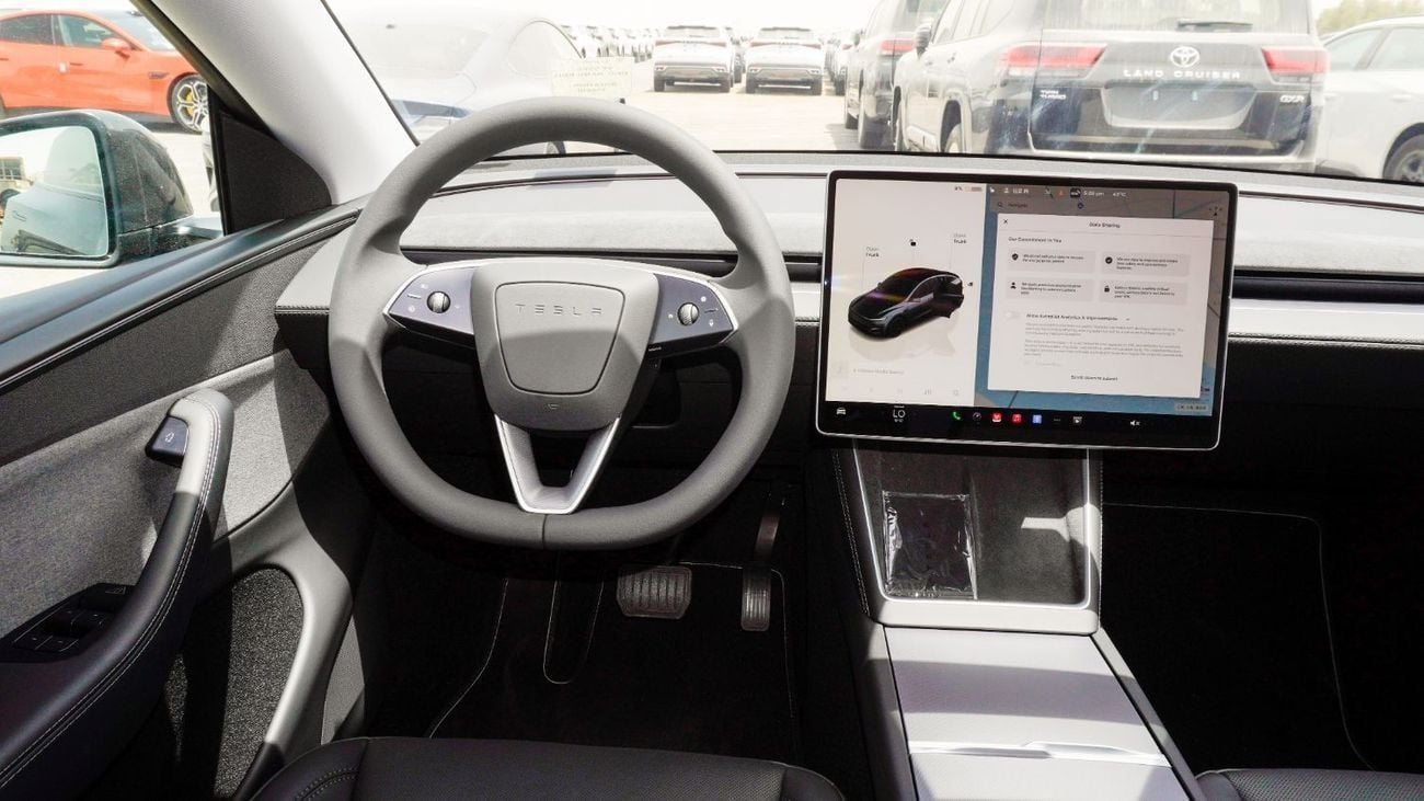 Tesla Model Y Real-Wheel Drive || Standard Range ( 593 KM ) || Brand New