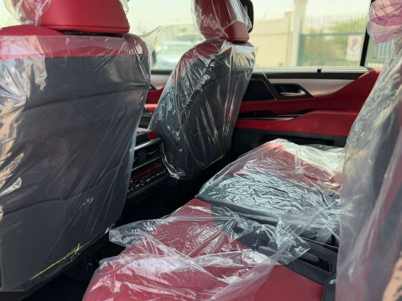 لكزس LX 600 F SPORT LEXUS LX600 3.5L twin turbo Model 2026