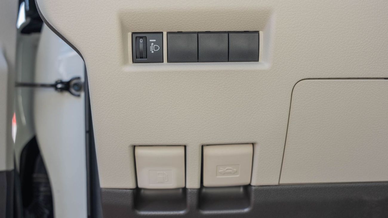 Toyota Hilux 2025 Toyota Hiace GL 2.8L MT Diesel with Leather Seat