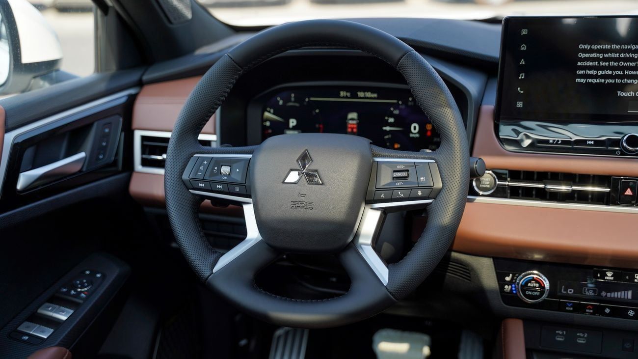 Mitsubishi Outlander Brand New Mitsubishi Outlander HighLine 2026 Export 2.5L Petrol 2WD|White/Tan|OUTLANDER-HL-2WD-26|