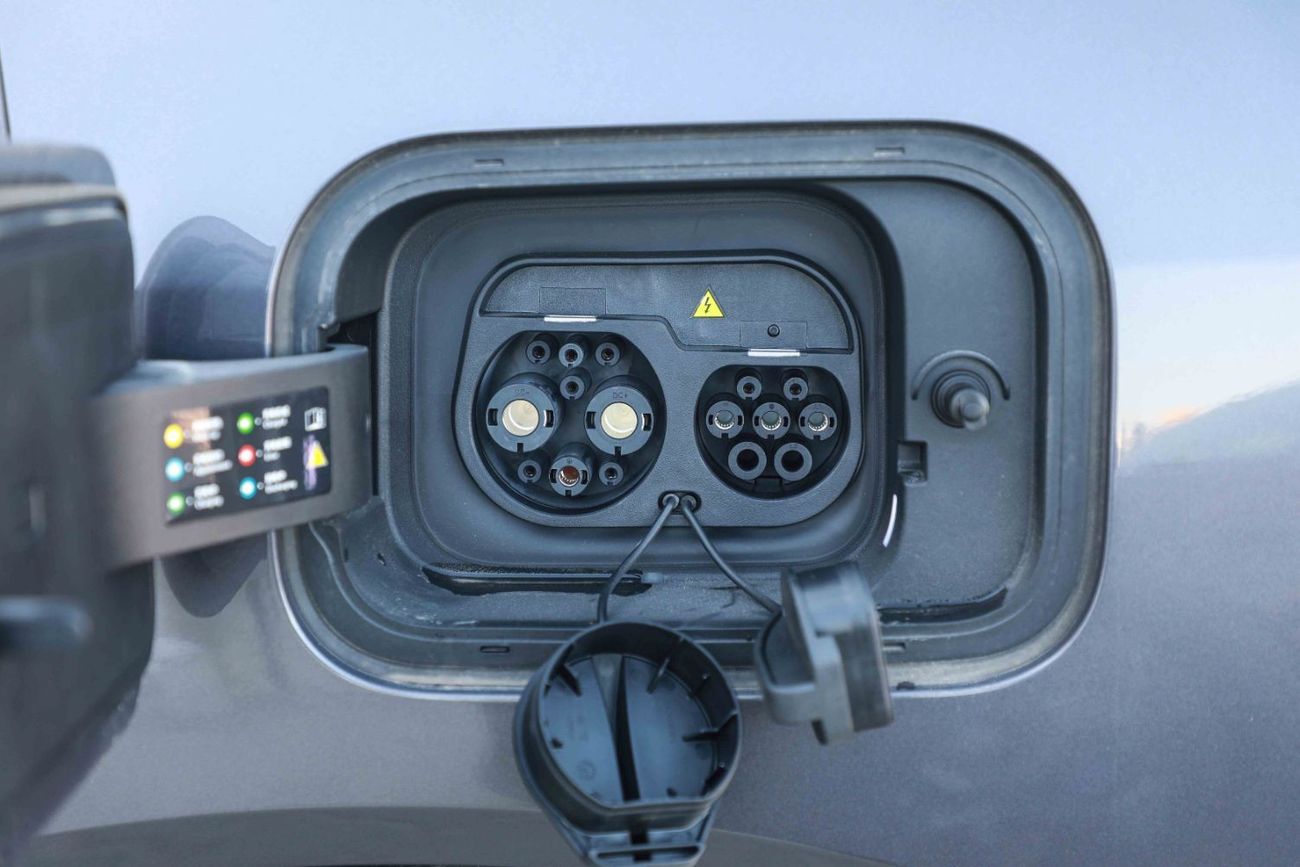 Lynk & Co 08 2024 LYNK & CO EM-P Time Limited 1.5 - Plug in hybrid - Purple inside Purple