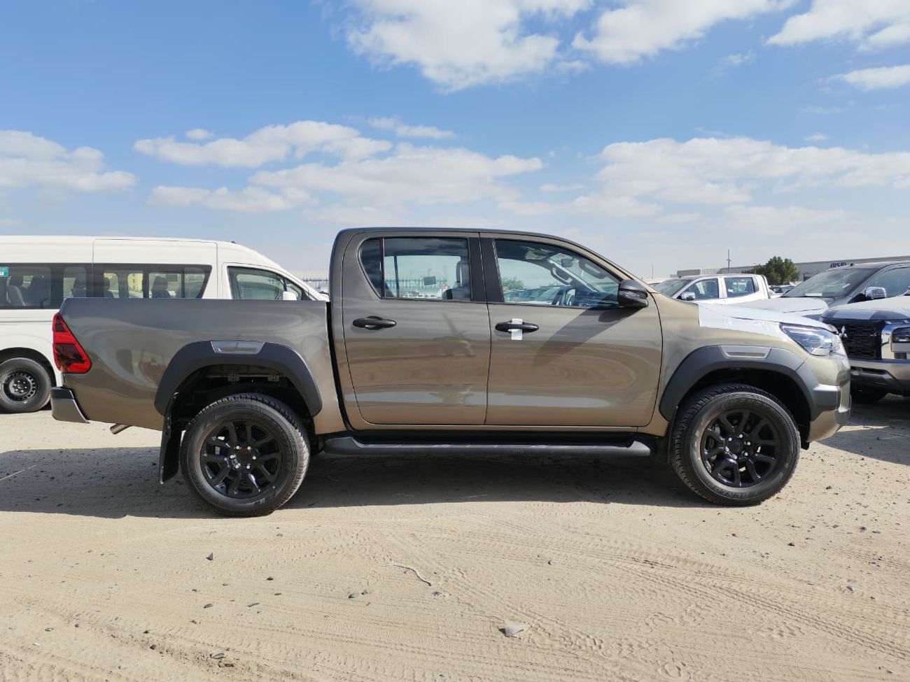 تويوتا هيلوكس 2025 Toyota Hilux Adventure Double Cab Pickup 2.8L 4-Cyl Turbo Diesel A/T 4x4 Africa Only