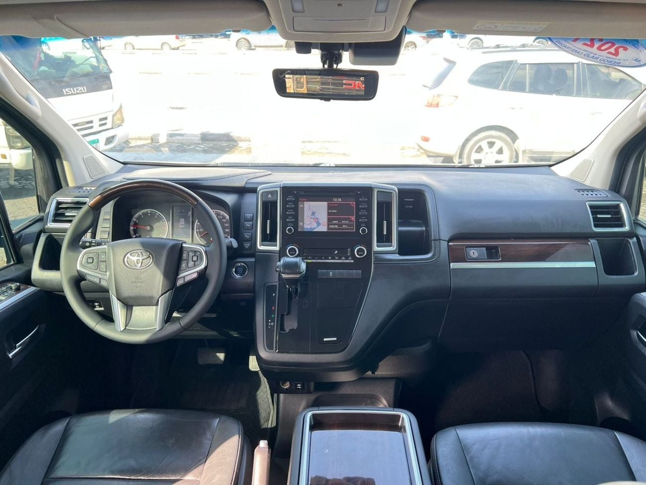 تويوتا جرافينا PREMIUM 2021.ENGINE 3.0L/V6.