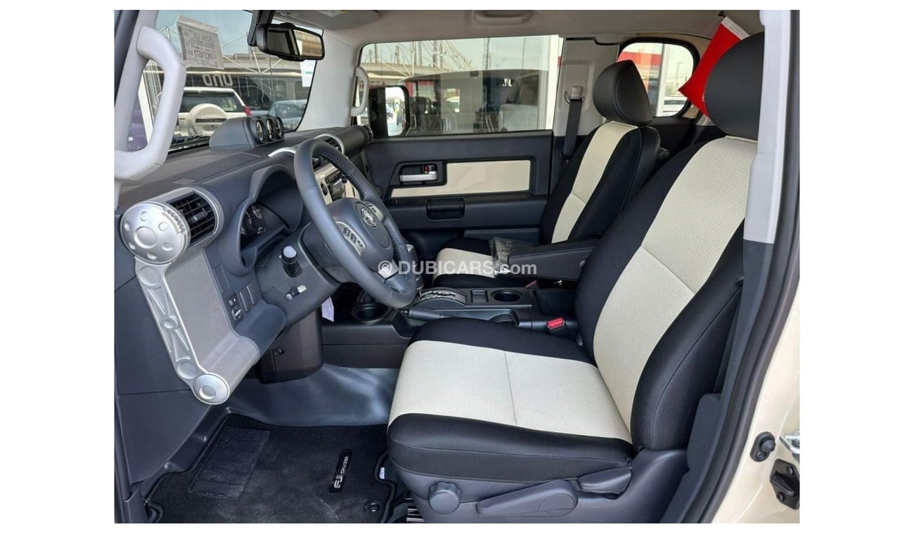 Toyota FJ Cruiser GCC SPEC UNDER WARRANTY FINAL EDITION