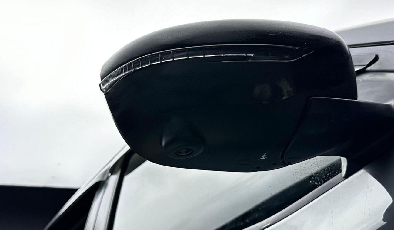 نيسان نافارا Diesel 2.3 Liter Right Hand Drive Automatic Full Option