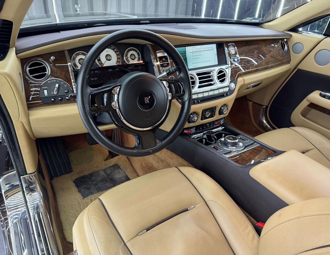 Rolls Royce Wraith STD 6.6 L V 12 | RWD