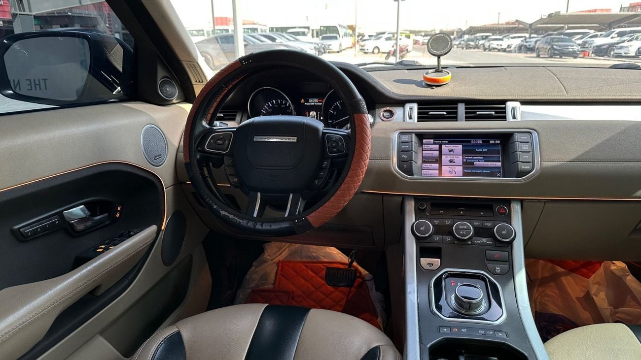 Land Rover Range Rover Evoque Pure LE 2.0L (5 Door) PURE PREMIUM 2.0L (5 Door)