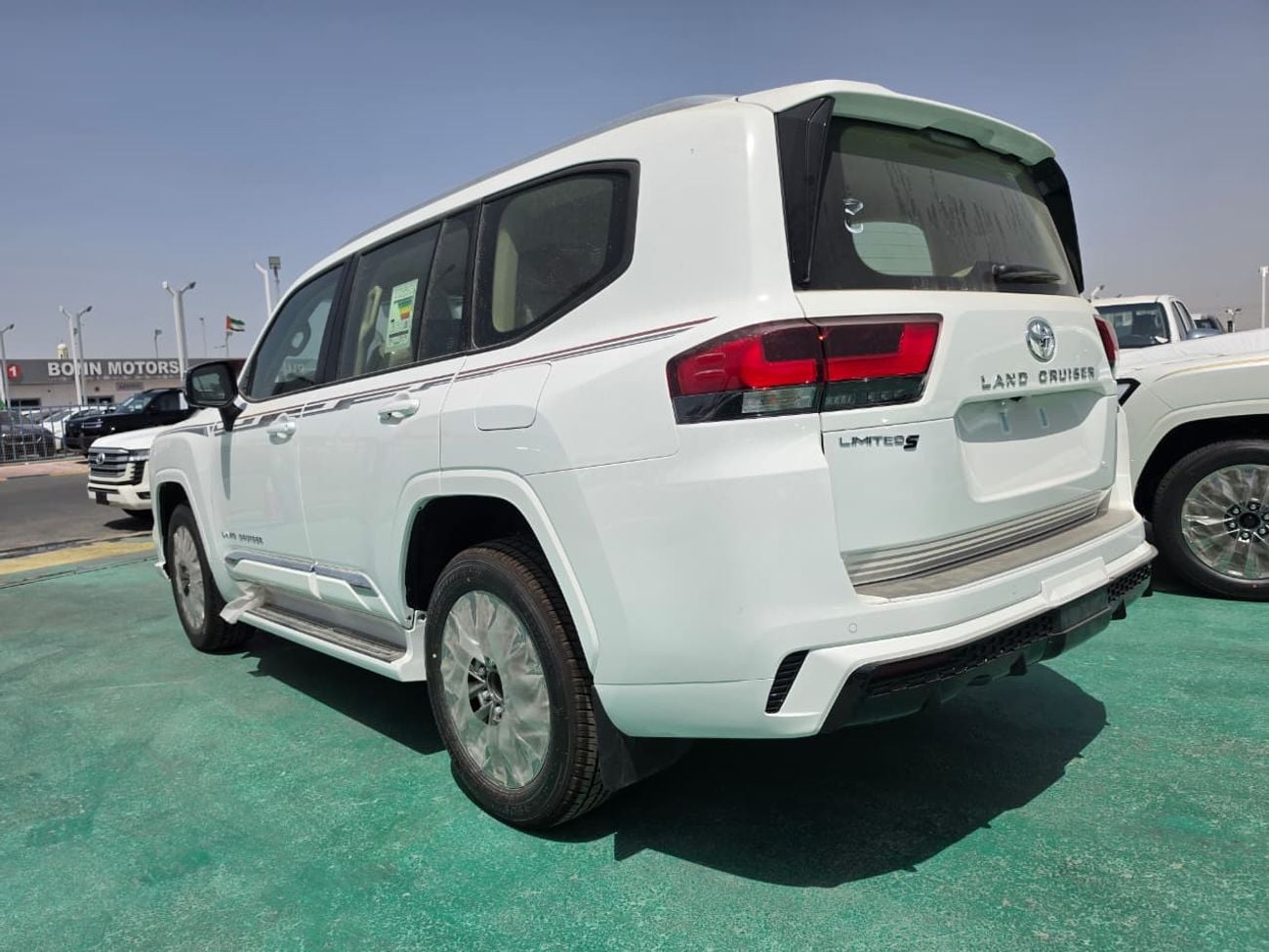 Toyota Land Cruiser Toyota Land Cruiser GXR Limited 4.0L 2026 – Full Option | 4.0L V6 | White Exterior | Beige Interior
