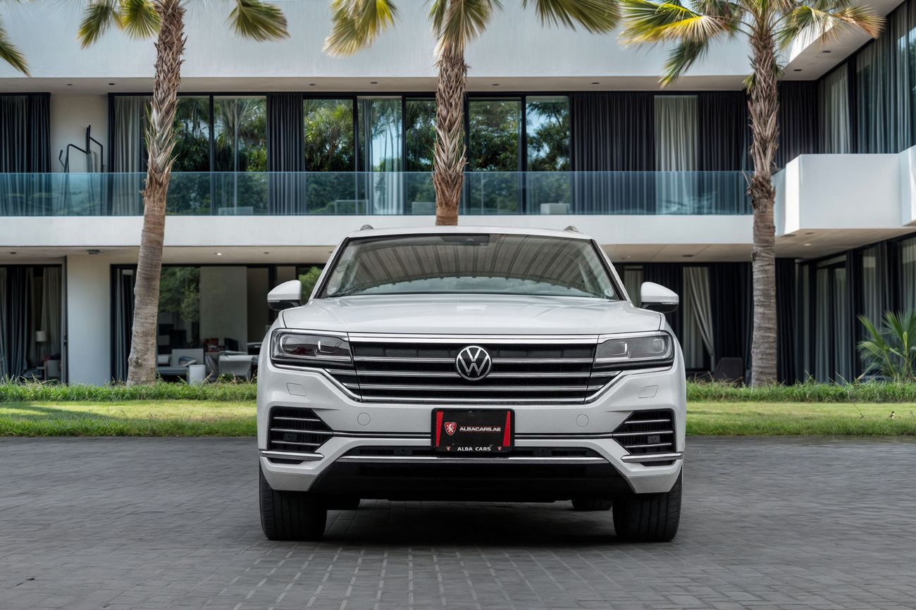 Volkswagen Touareg Touareg Atmosphere Highline | 2,742 P.M | 0% Downpayment | Low Kms | Warranty!