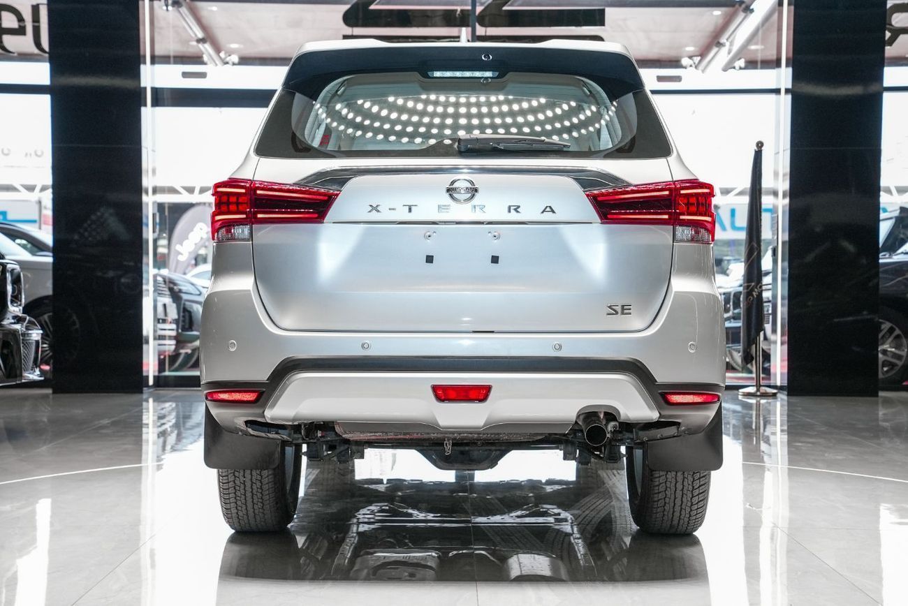 نيسان إكستيرا SE 2.5L RWD