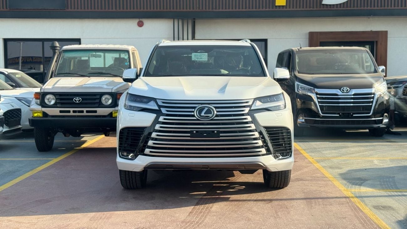 Lexus LX700h SIGNATURE WHITE ISNDE RED AUTOPARK MARK LEVINSONS SPEAKERS 7SEATER 22" ALLOY WHEELS REMOTE ENGINE STARTER