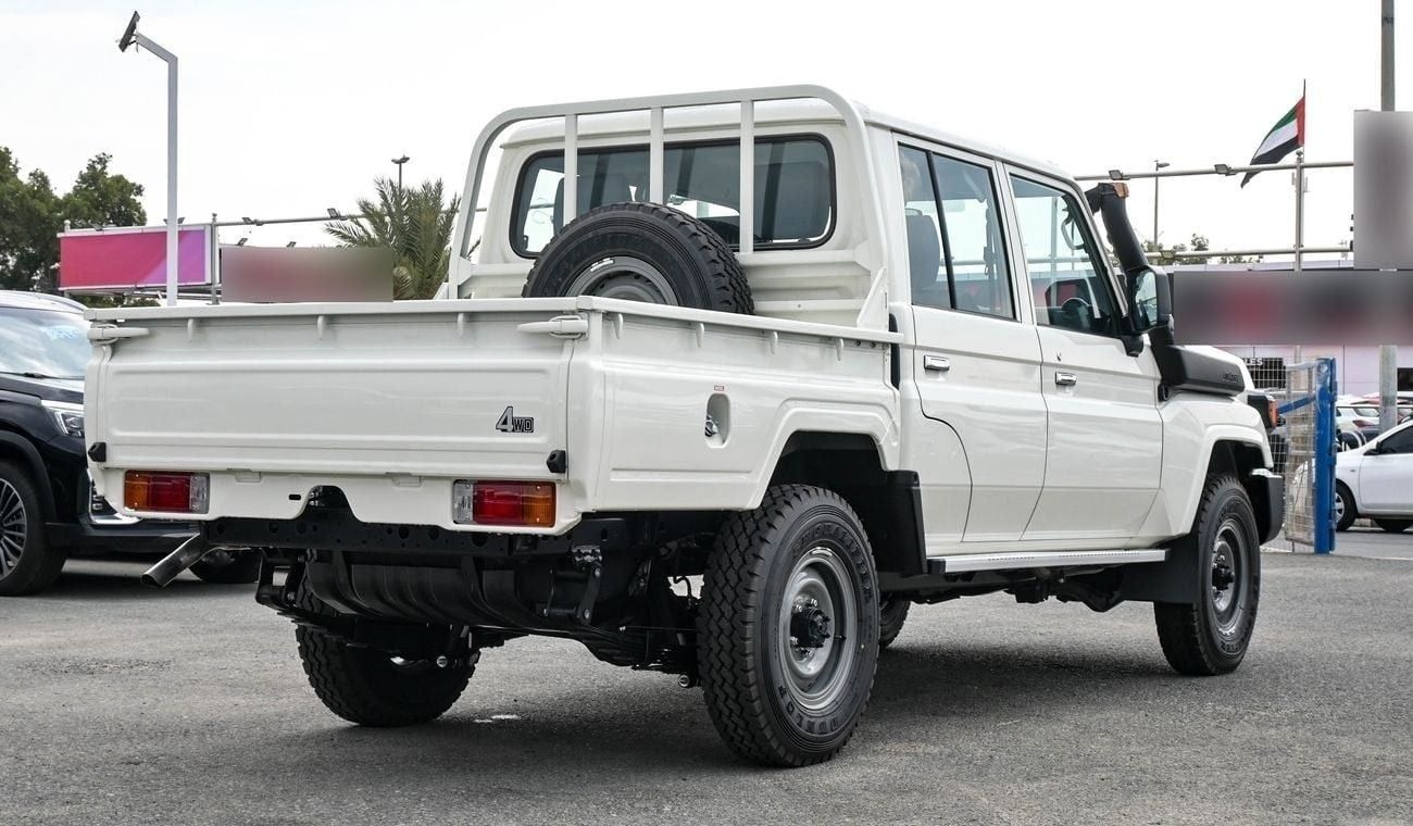Toyota Land Cruiser Pick Up LC79 DOUBLE CABIN 4.2 DIESEL - STANDARD OPTIONS