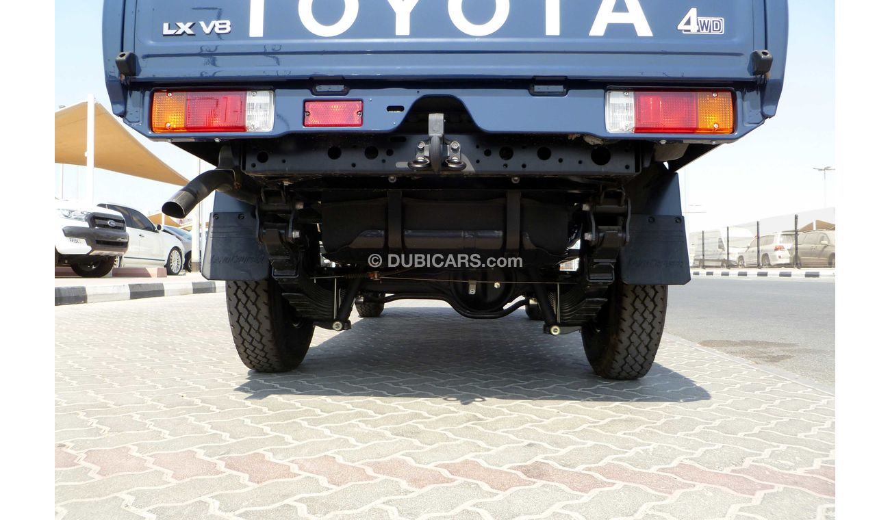 Toyota Land Cruiser Pick Up 4.5L V8 79 Diesel Single Cab Diff Lock Manual