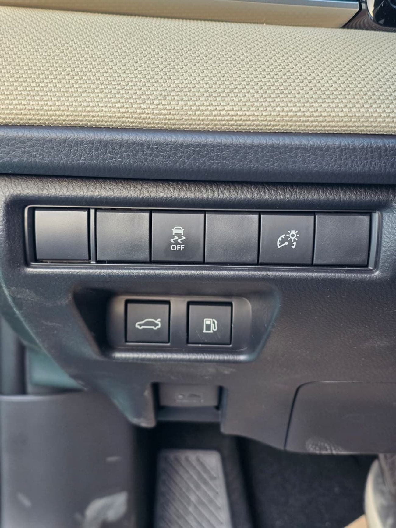 تويوتا كامري TOYOTA CAMRY 2.5L V4 HYBRID 2026 MODEL