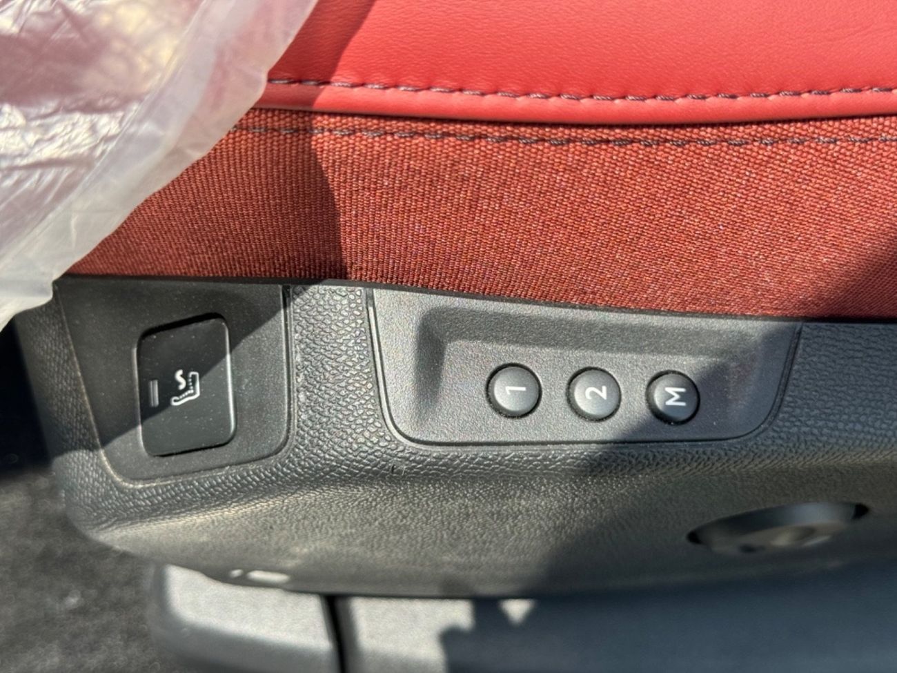 Peugeot 3008 PEUGEOT 3008 GT - 1.6T -  (2025 MODEL) GCC specs