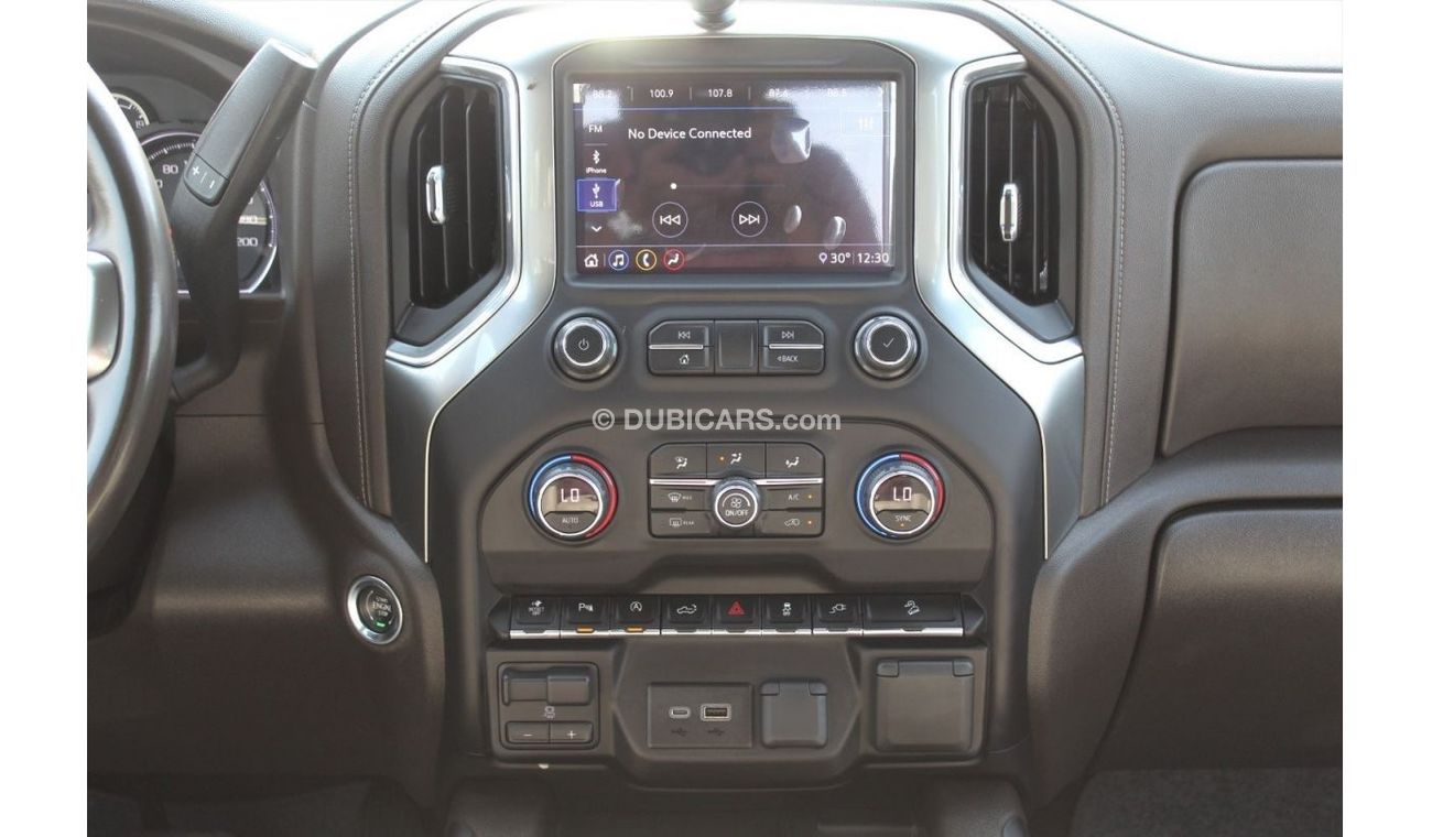 Chevrolet Silverado RST