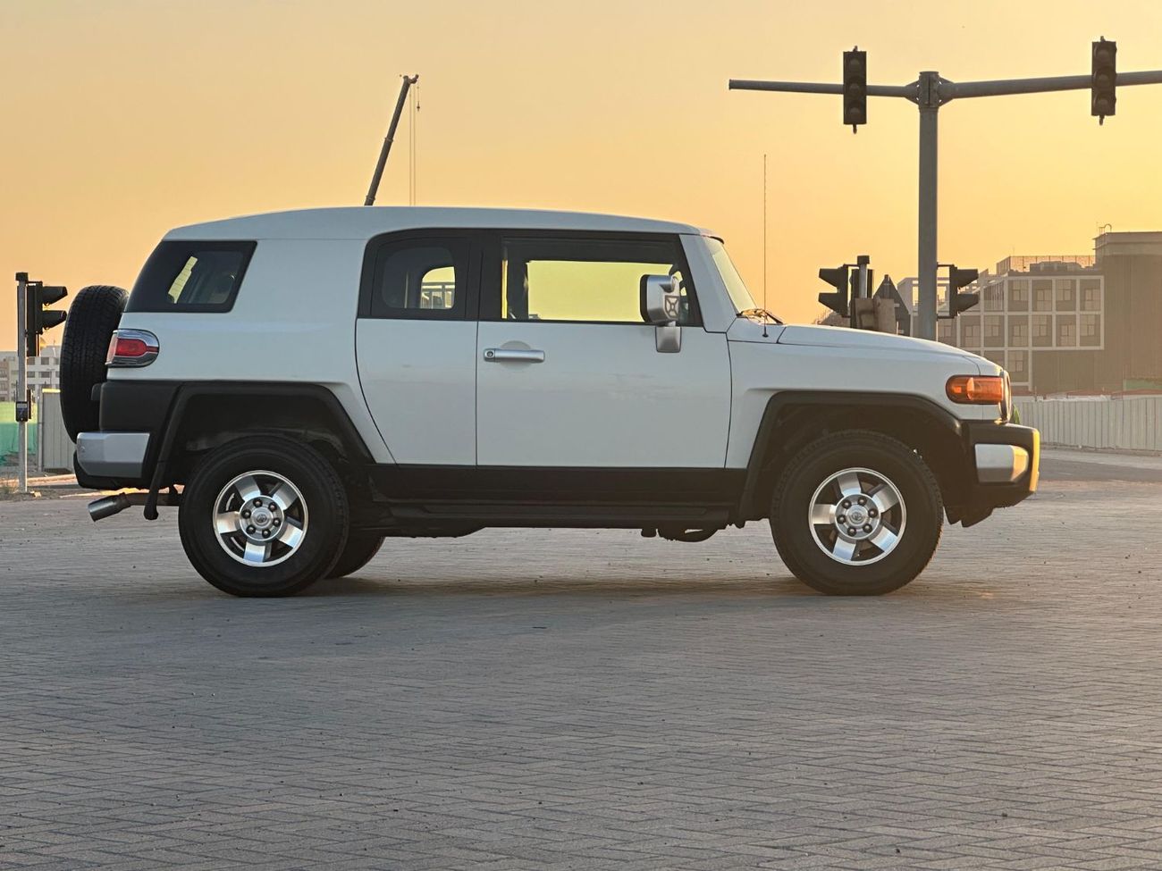 تويوتا إف جي كروزر