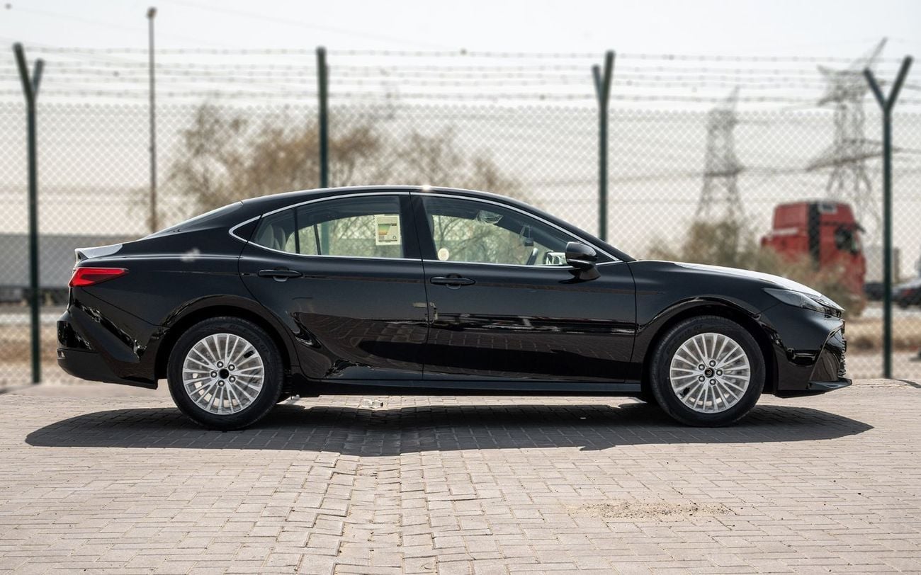 تويوتا كامري 2026 Toyota Camry E-plus 2.5L Hybrid (Black-Beige)