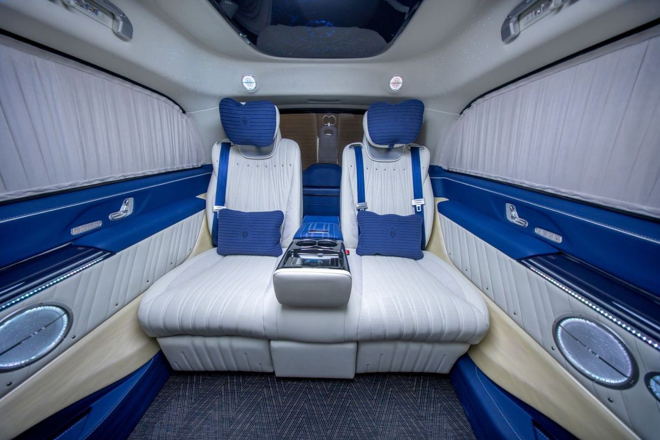 Mercedes-Benz V 300 1 of 28 Magellan Edition | 2 Year Interior Warranty