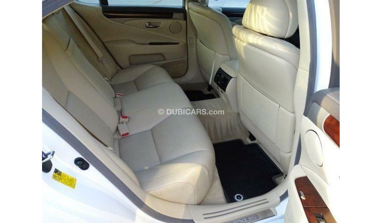 Lexus LS460 Short full option