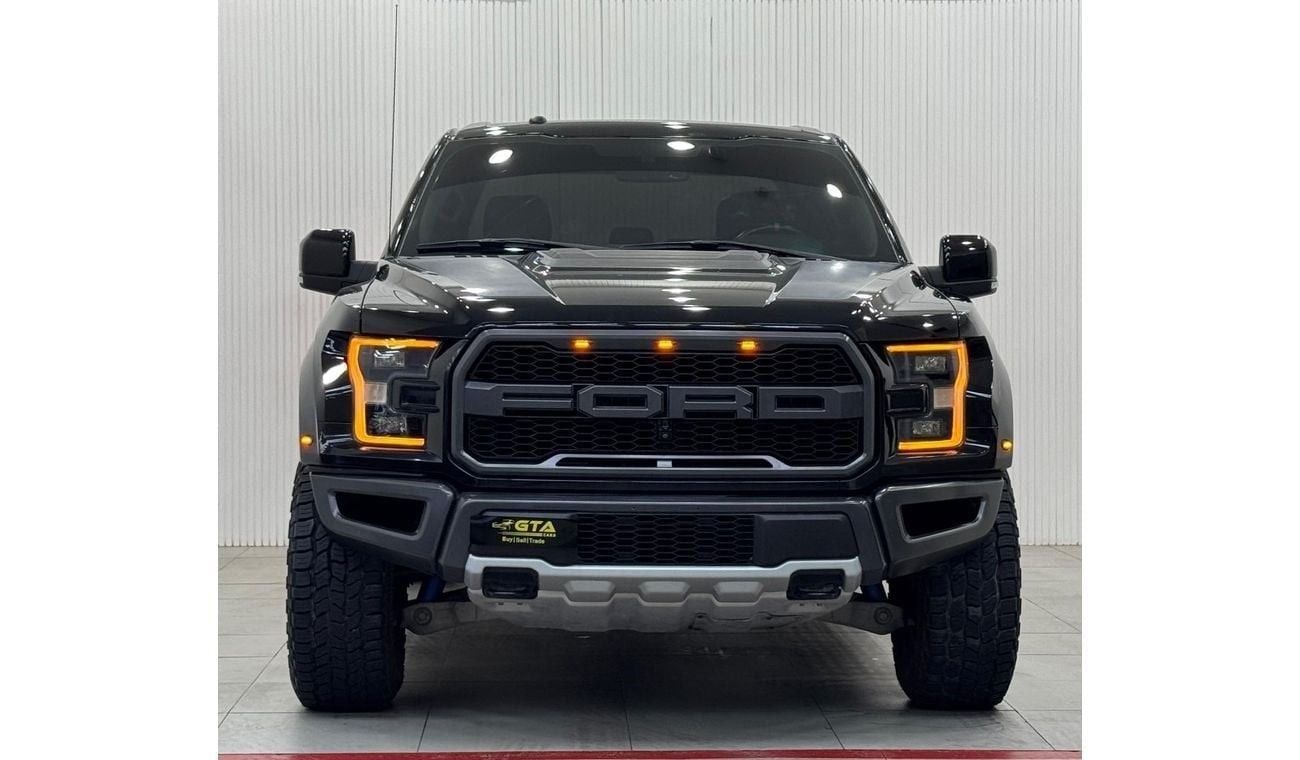 Ford F 150 Raptor 2017 Ford F-150 Raptor CREW CAB, Service History, Excellent Condition, GCC
