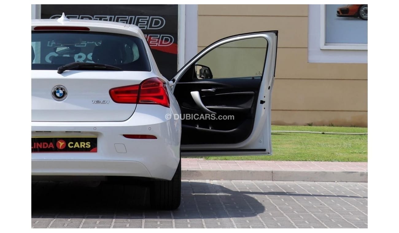 BMW 120i STD F20