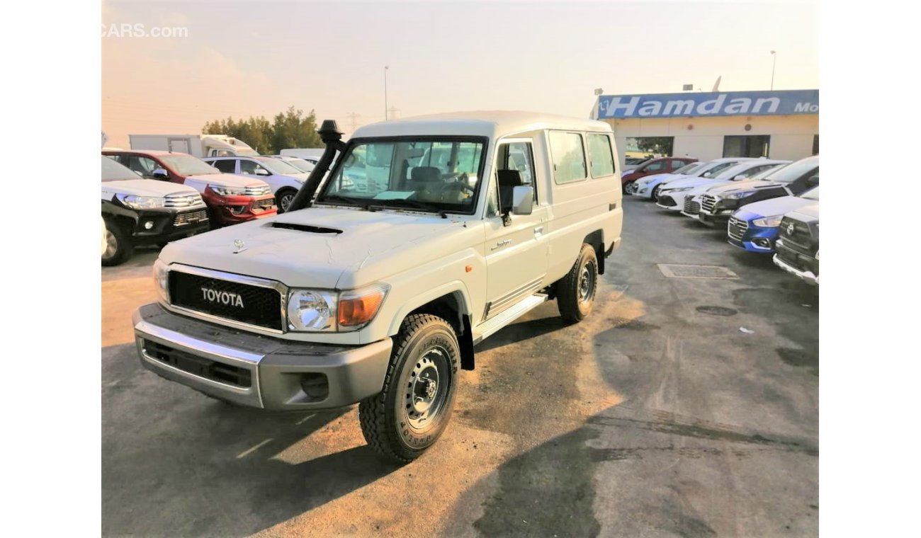 Toyota Land Cruiser 4x4 diesel  hard top  3 door