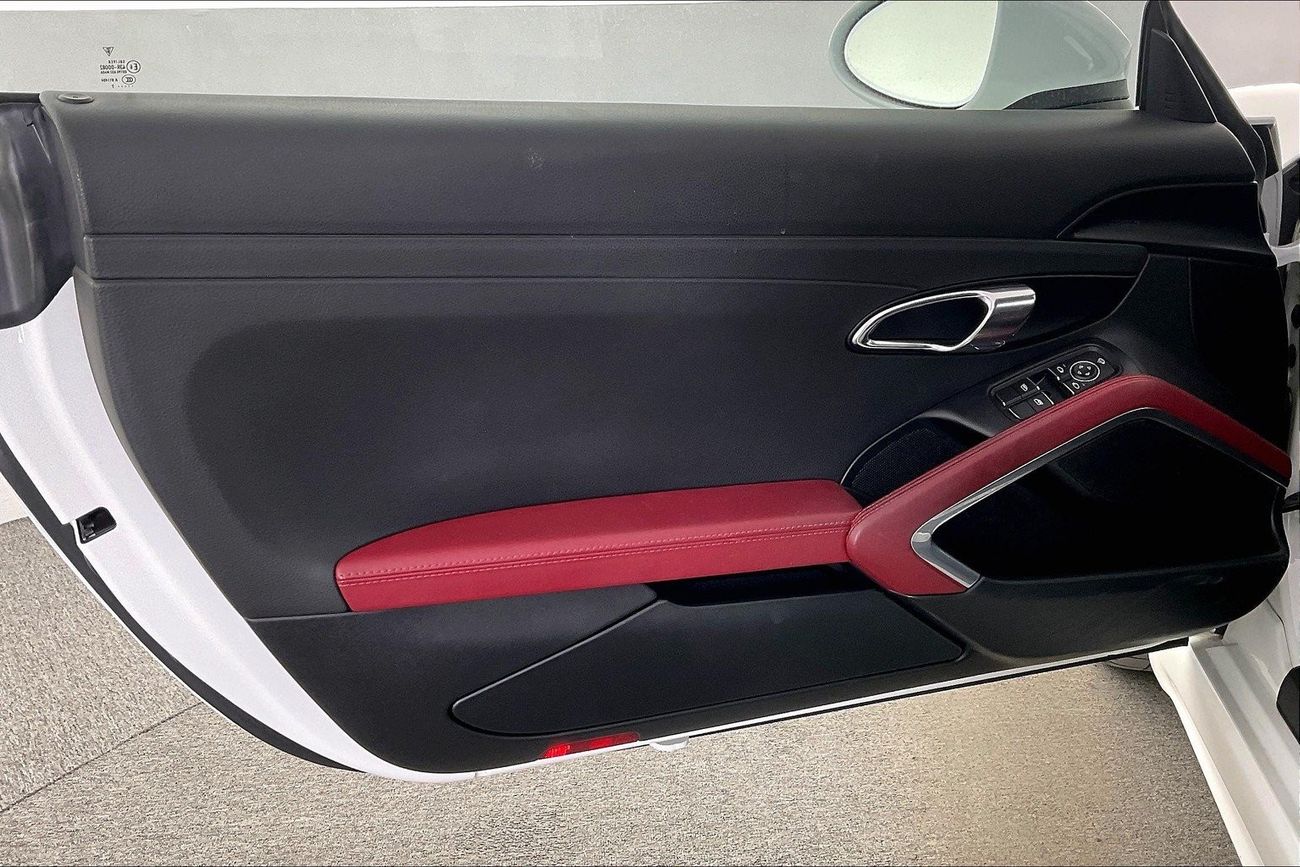 تويوتا يارس E | شامل الضمان | 0 ﺪﻔﻋﺓ ﺃﻮﻟﻯ