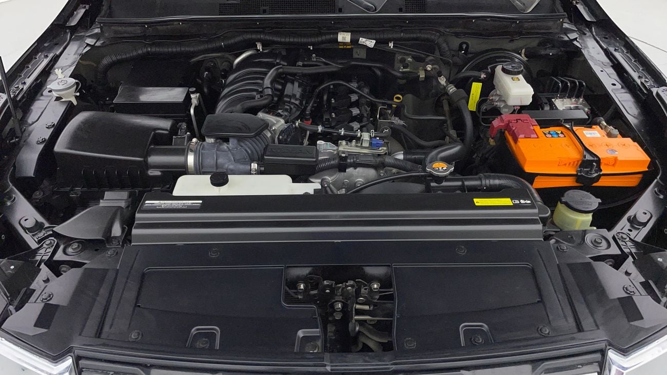 نيسان إكستيرا TITANIUM 2.5 | بدون دفعة مقدمة | اختبار قيادة مجاني للمنزل