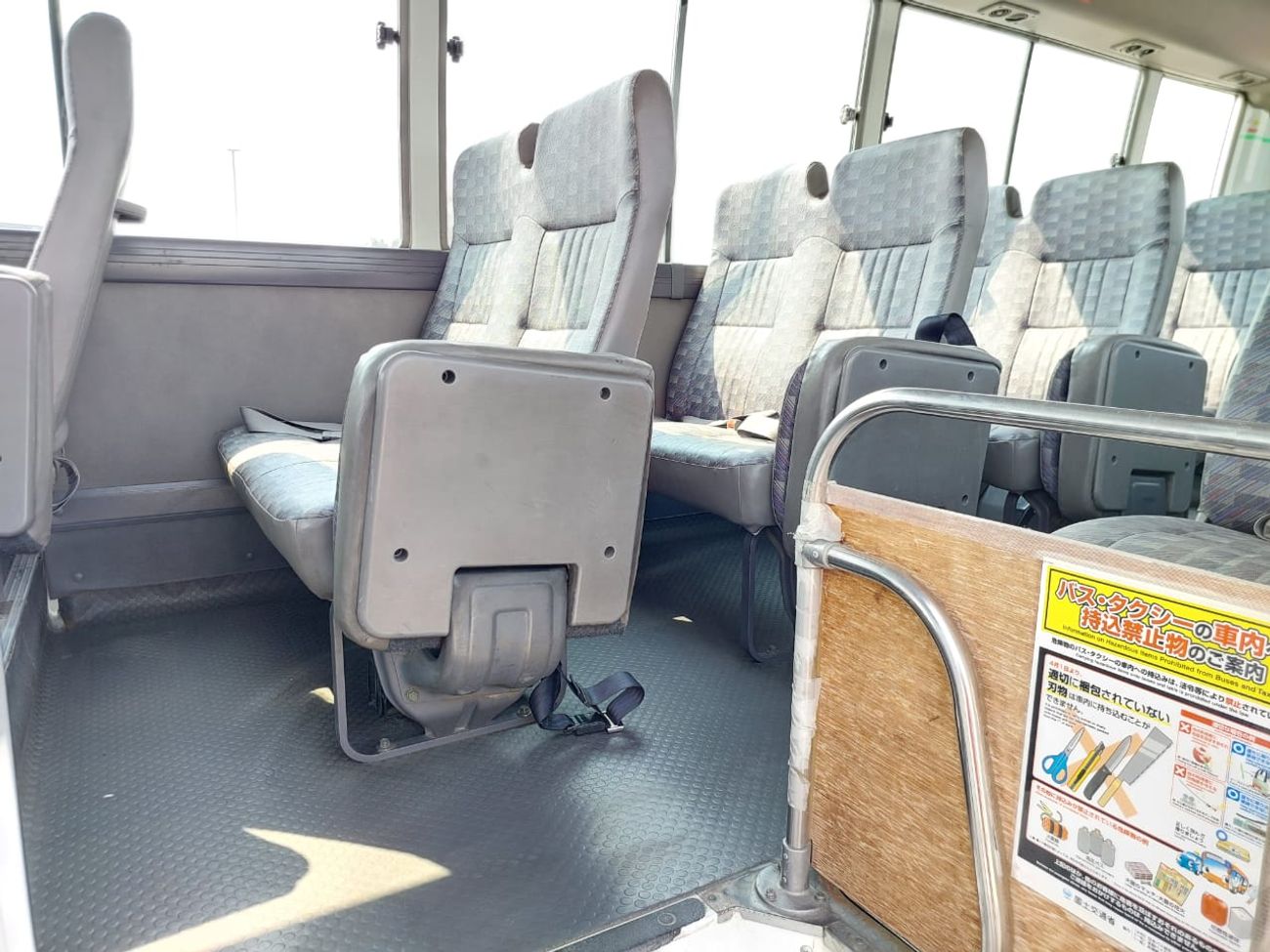 Nissan Civilian NISSAN CIVILIAN BUS RHD 2001 MODEL 4.1 L DIESEL AUTOMATIC(PM10091)