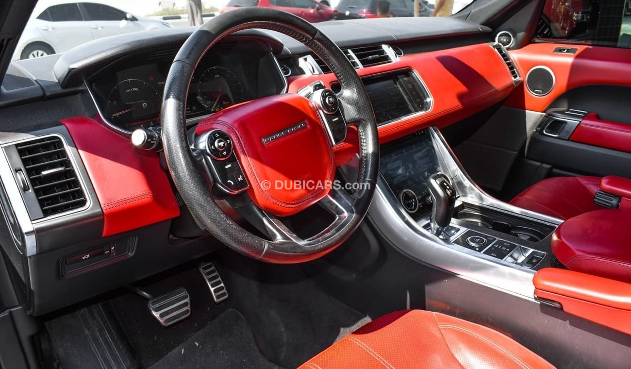 Land Rover Range Rover Sport With SVR body Kit