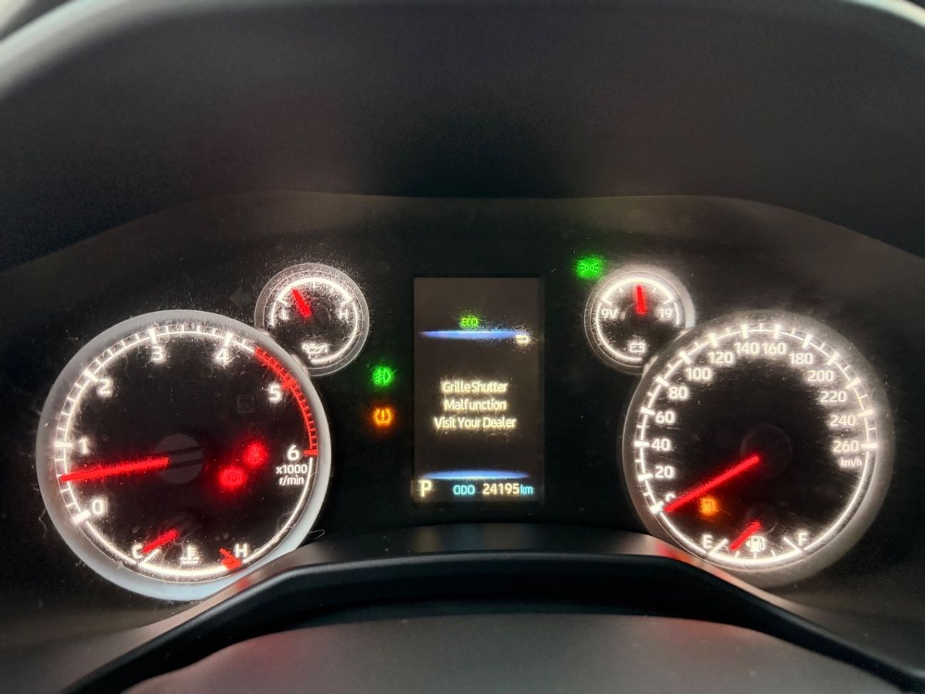 تويوتا لاند كروزر VXR GXR