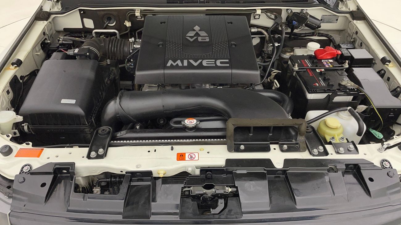 Mitsubishi Pajero SIGNATURE EDITION 3.8 | Zero Down Payment | Home Test Drive