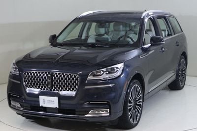 Lincoln Aviator PRESIDENTIAL AVI923/ AL TAYER MOTORS/ AL QOUZ SHOWROOM