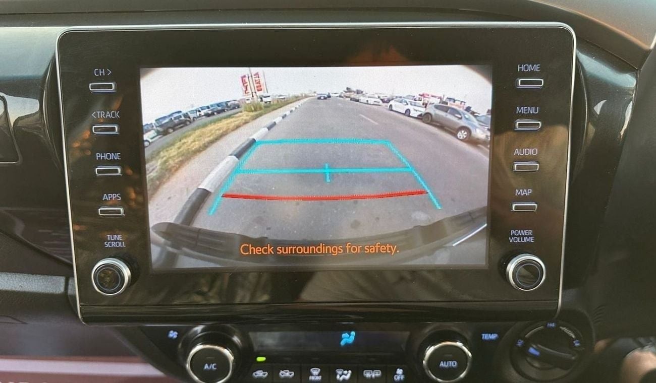 تويوتا هيلوكس RHD 2.8 DIESEL