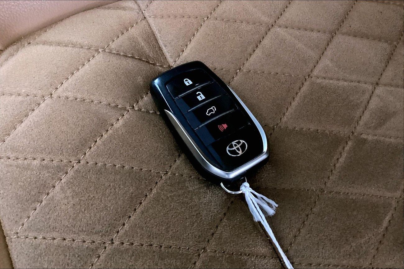 Toyota Land Cruiser GXR GT | Guaranteed Warranty | 0 Down Payment