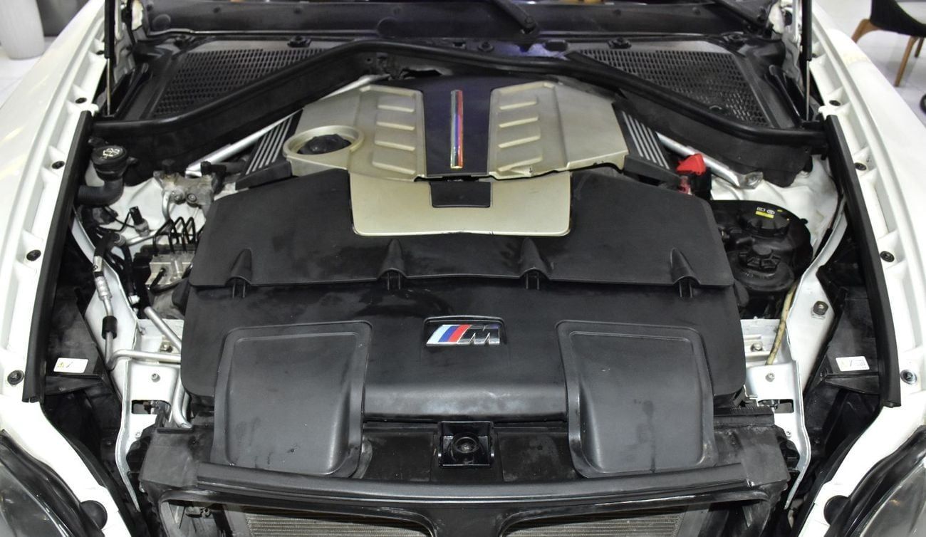 BMW X5M EXCELLENT DEAL for our BMW X5 M ( 2010 Model ) in White Color GCC Specs