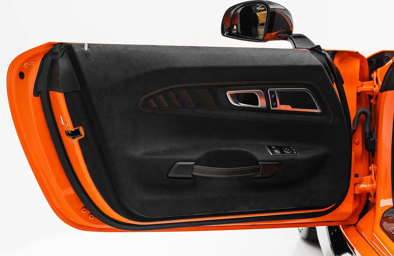 Mercedes-Benz AMG GT All-new 4.0L V8 biturbo engine