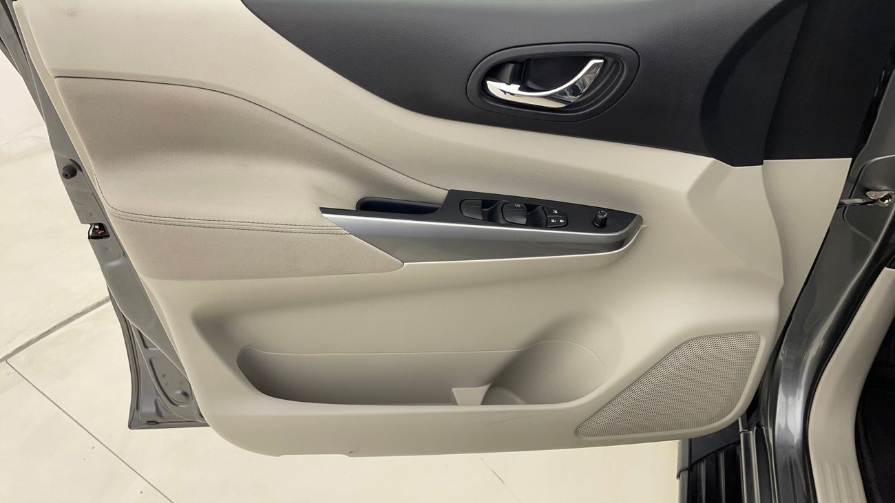 نيسان إكستيرا SE 2.5 | بدون دفعة مقدمة | اختبار القيادة في المنزل