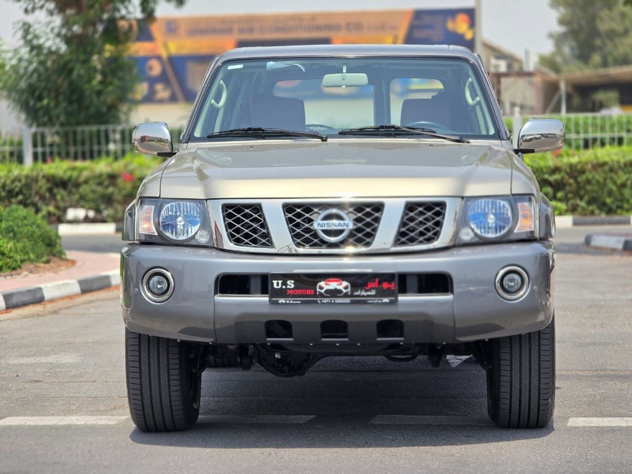Nissan Patrol SUPER SAFARI 2023 GCC WITH AGENCY WARRANTY & SERVICE CONTRACT IN MINT CONDITION