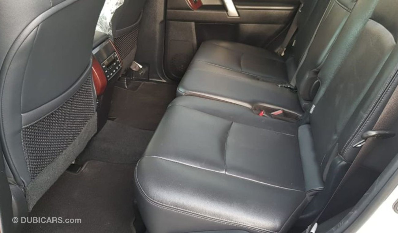 Toyota Prado Kakadu full option.  Diesel 2.8 ltr