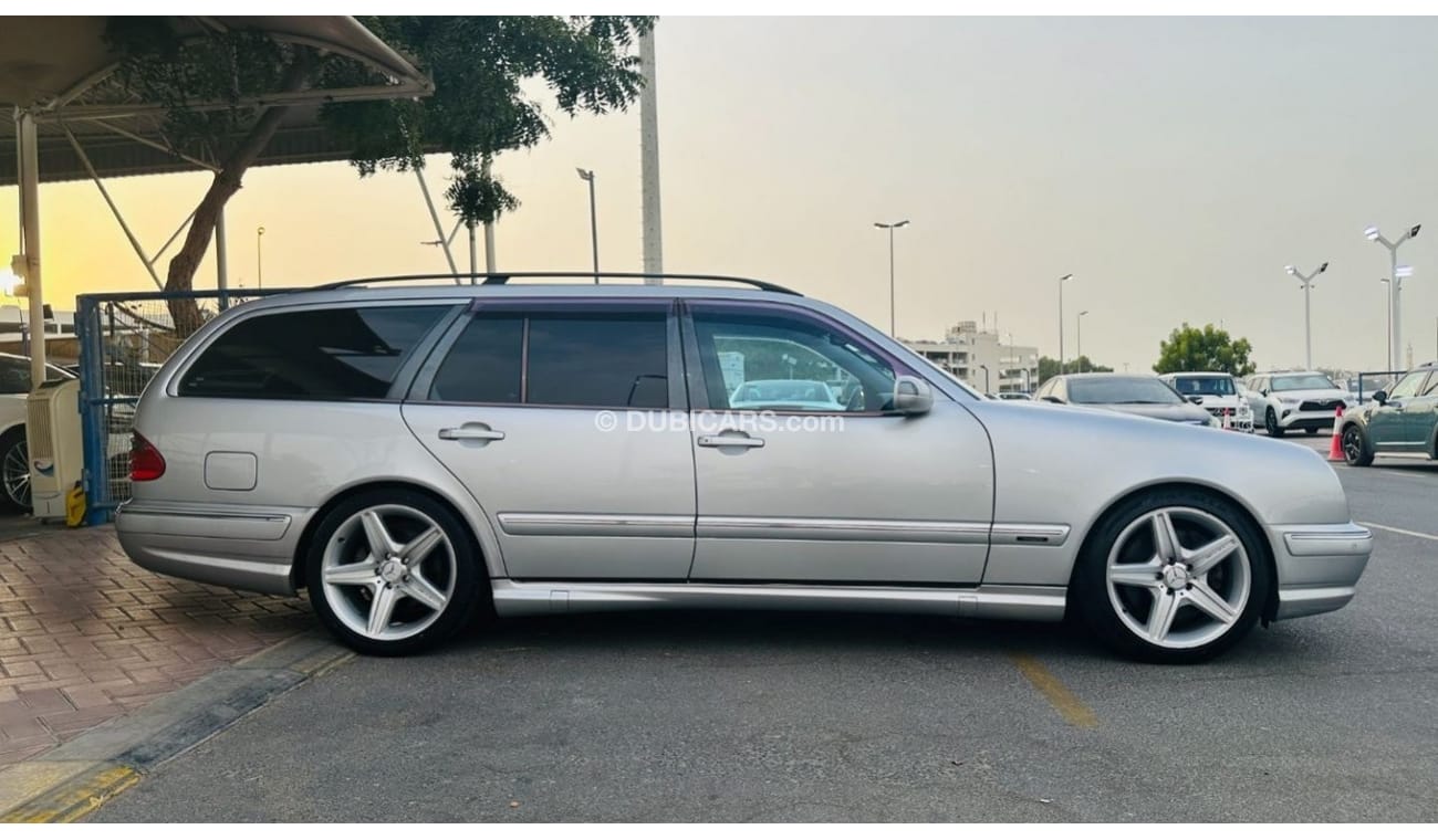 Mercedes-Benz E 55 AMG