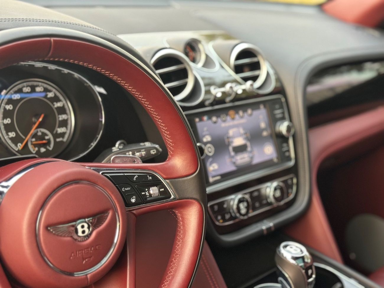 بنتلي بينتايجا Bentayga 4.0T
