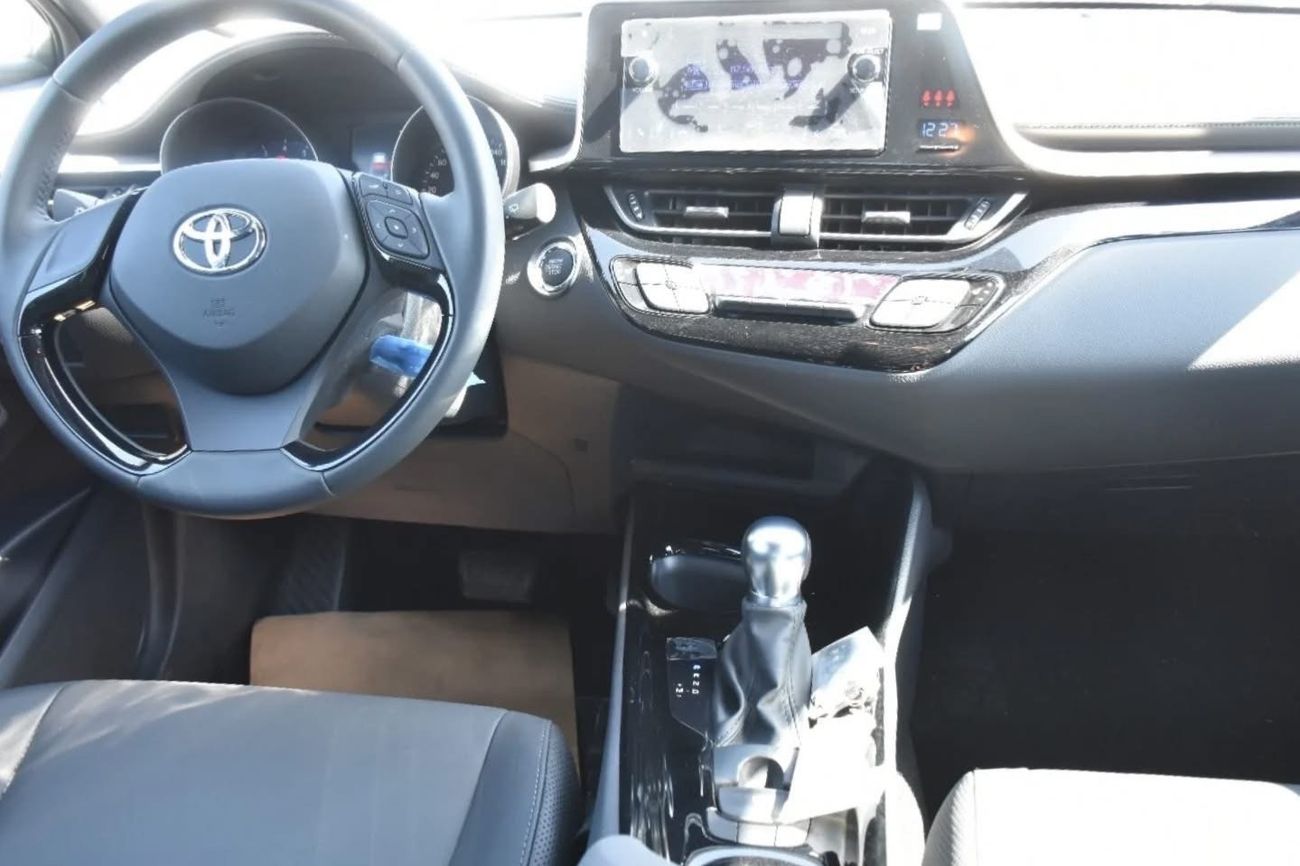 تويوتا CHR تثبل تصدير