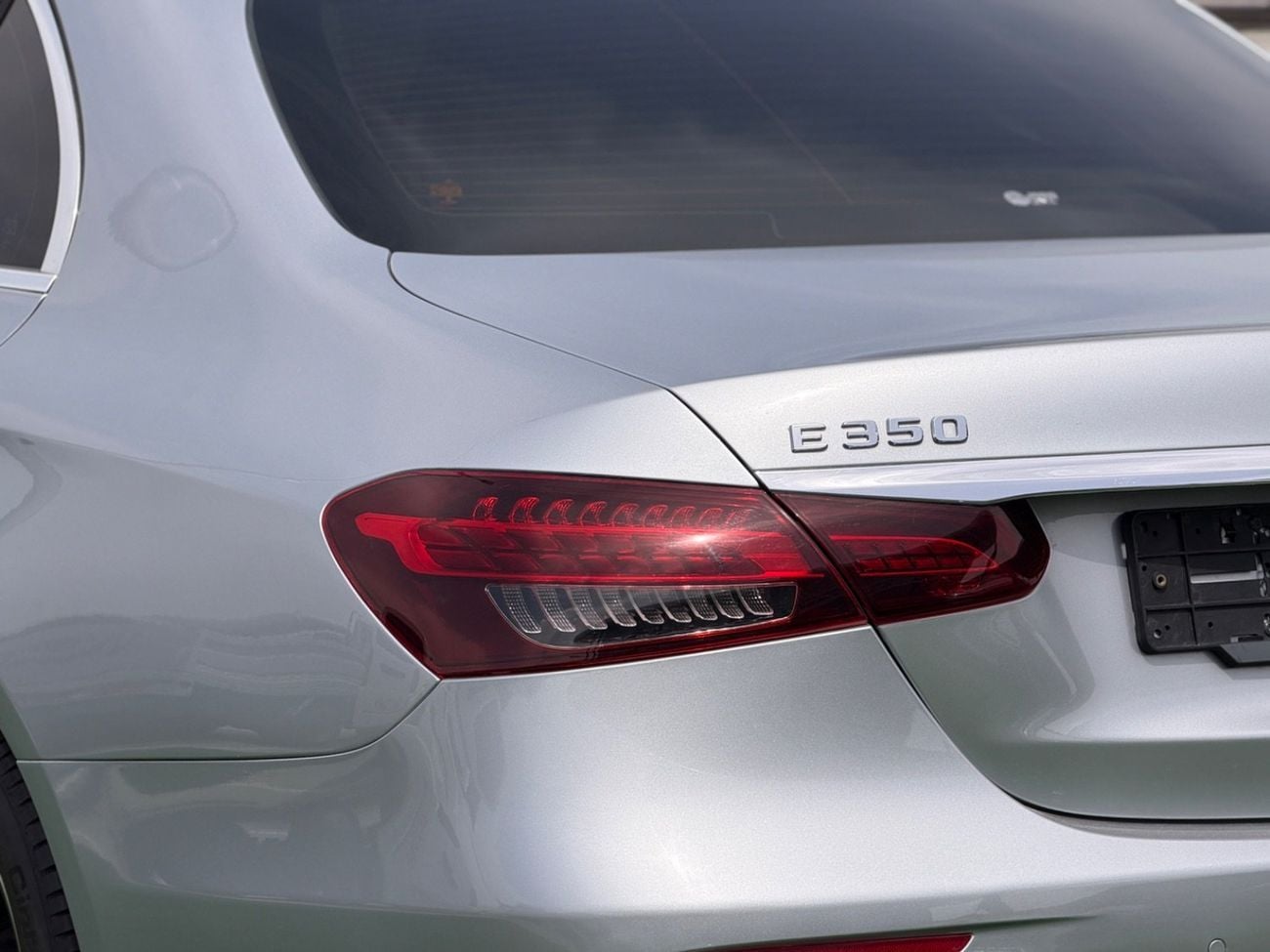 مرسيدس بنز E 350 4MATIC (NON GCC)