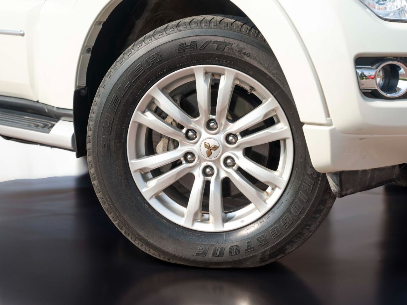 Mitsubishi Pajero GLS Highline 3.8L (243 HP)