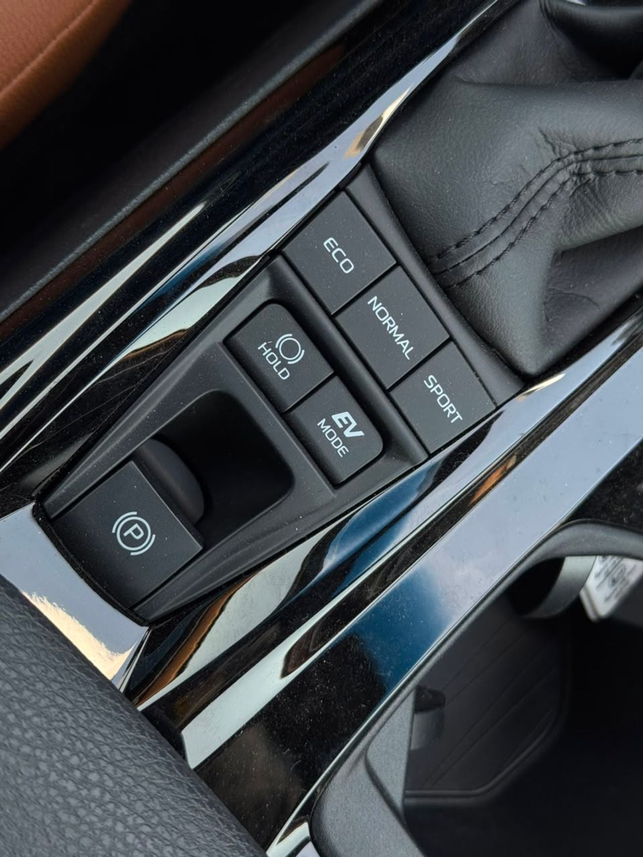 تويوتا كامري TOYOTA CAMRY  Lumiere 2026 GCC 2.5L HEV