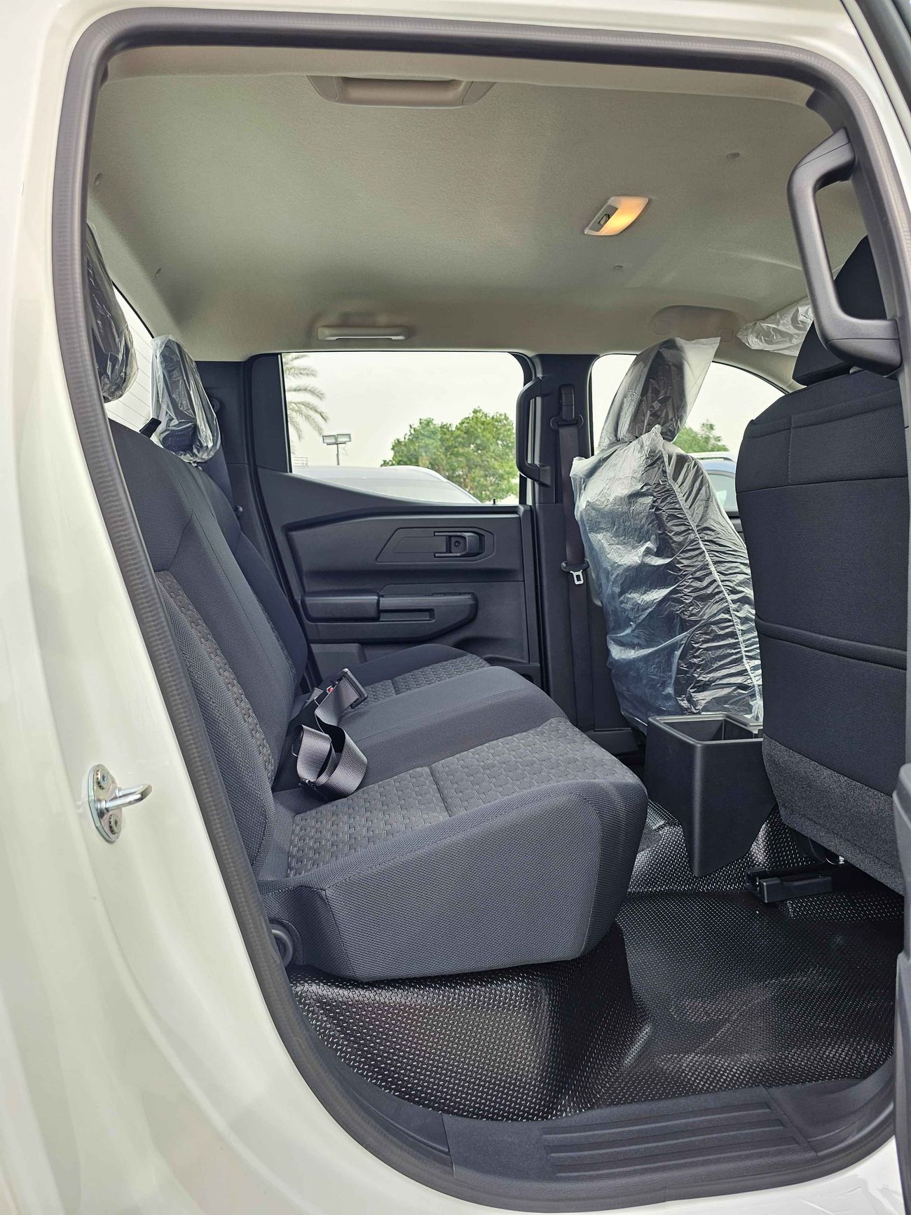 Mitsubishi L200 2.4L DSL / M/T 4WD / NEW SHAPE (CODE # L2DDMB)