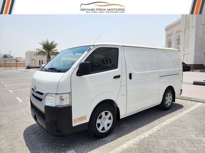 Toyota Hiace GL -Standard Roof  Panal Van 2.7L