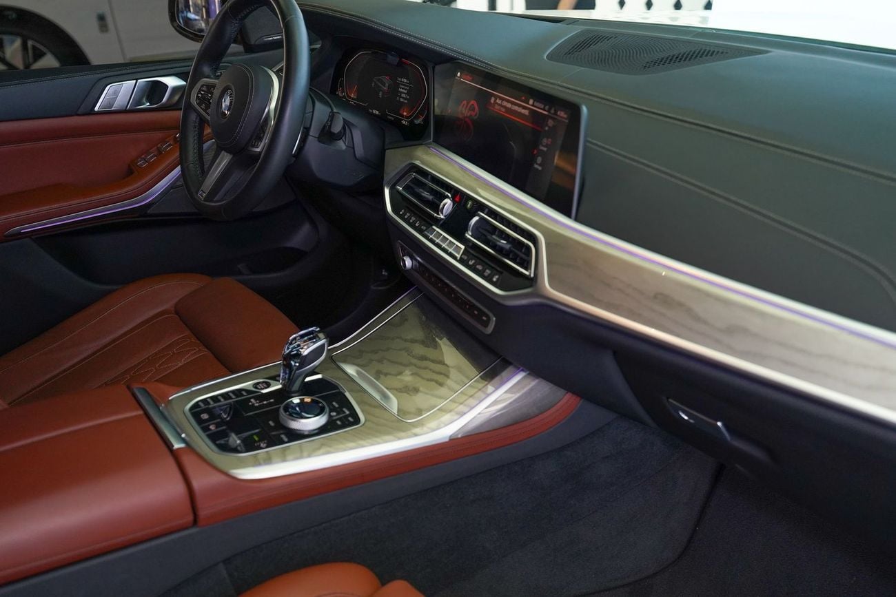 BMW X7 40i M SPORT